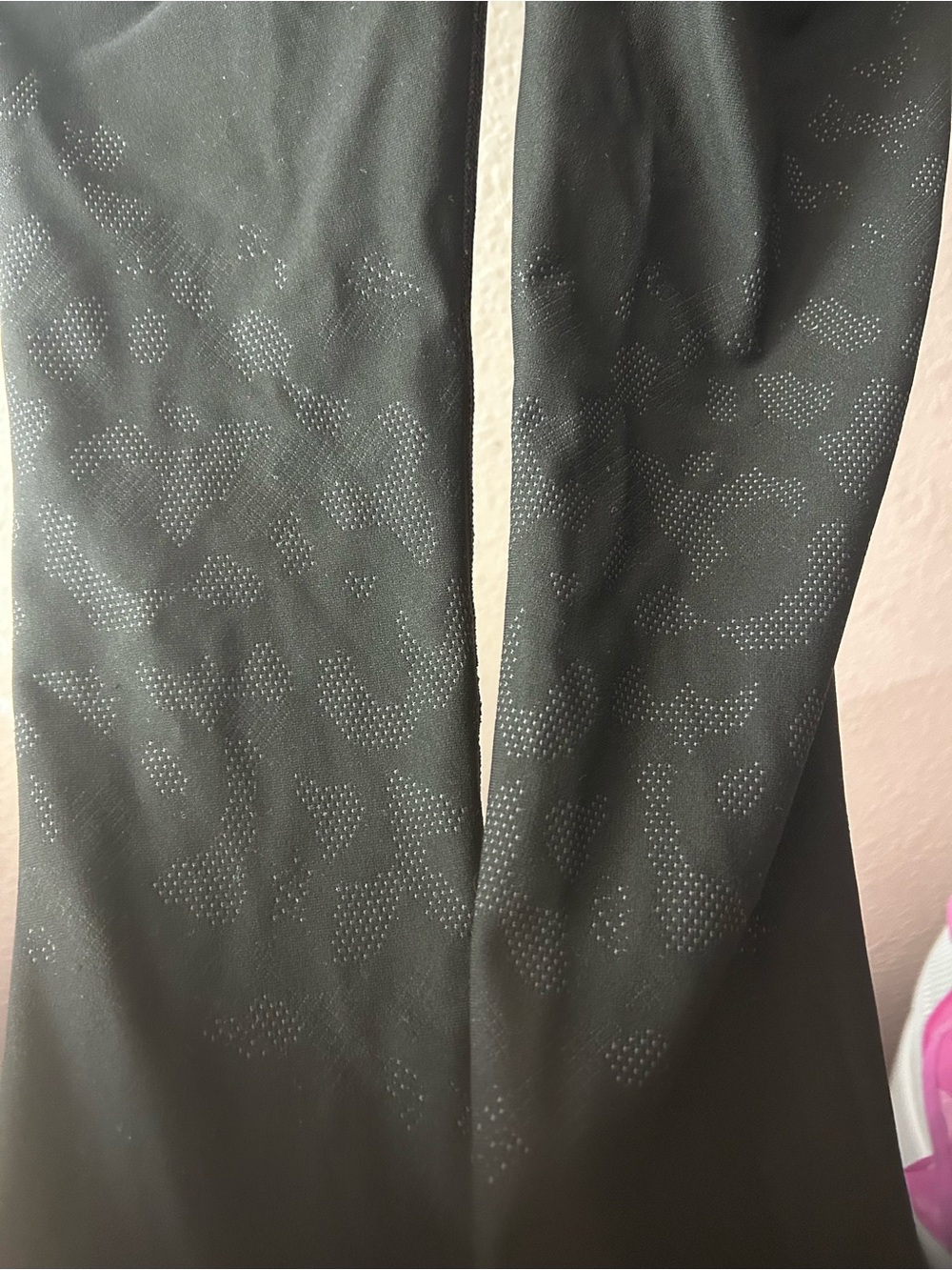 Lululemon Wunder Under High-Rise Tight 28" – Black Dotted Camo Emboss – Size 4 - Picture 4 of 11